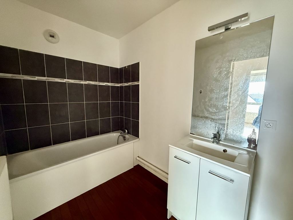 Appartement T3  AGENCE DE LA SCIE
